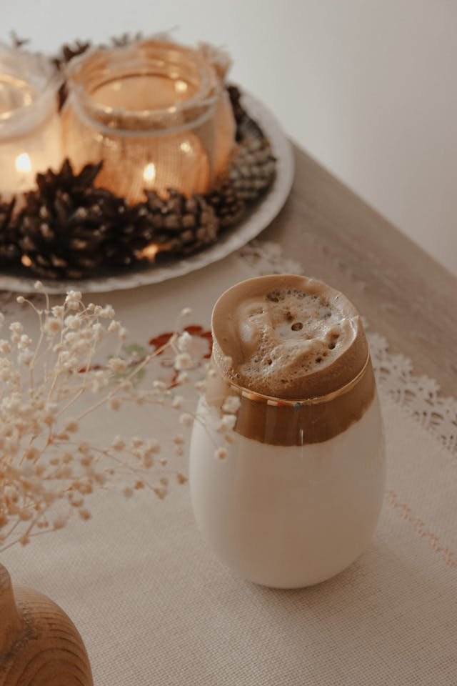 December Journal Prompts: Ignite Your Creativity This Holiday Season